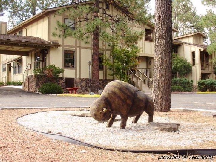 Village Lodge รุยโดโซ ภายนอก รูปภาพ